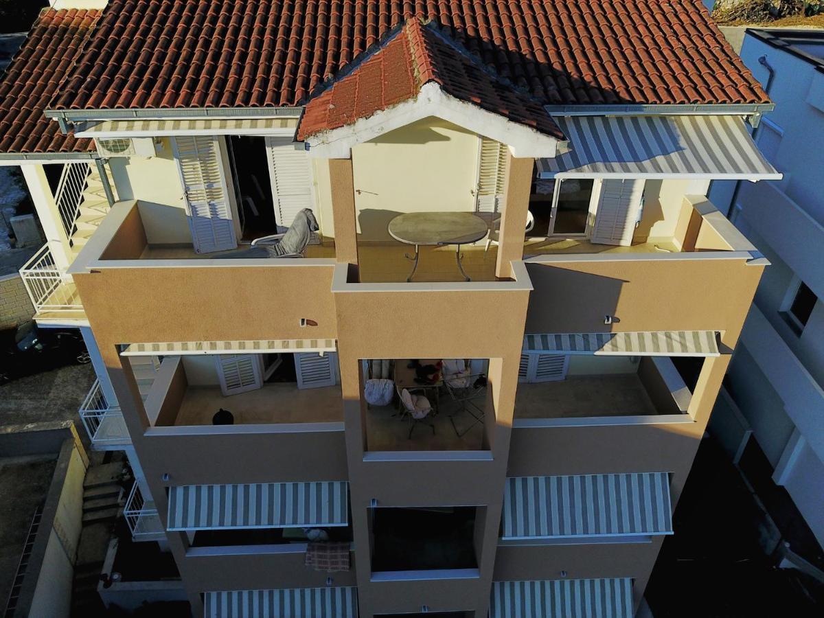 Apartments By The Sea Podgora, Makarska - 2615 Buitenkant foto