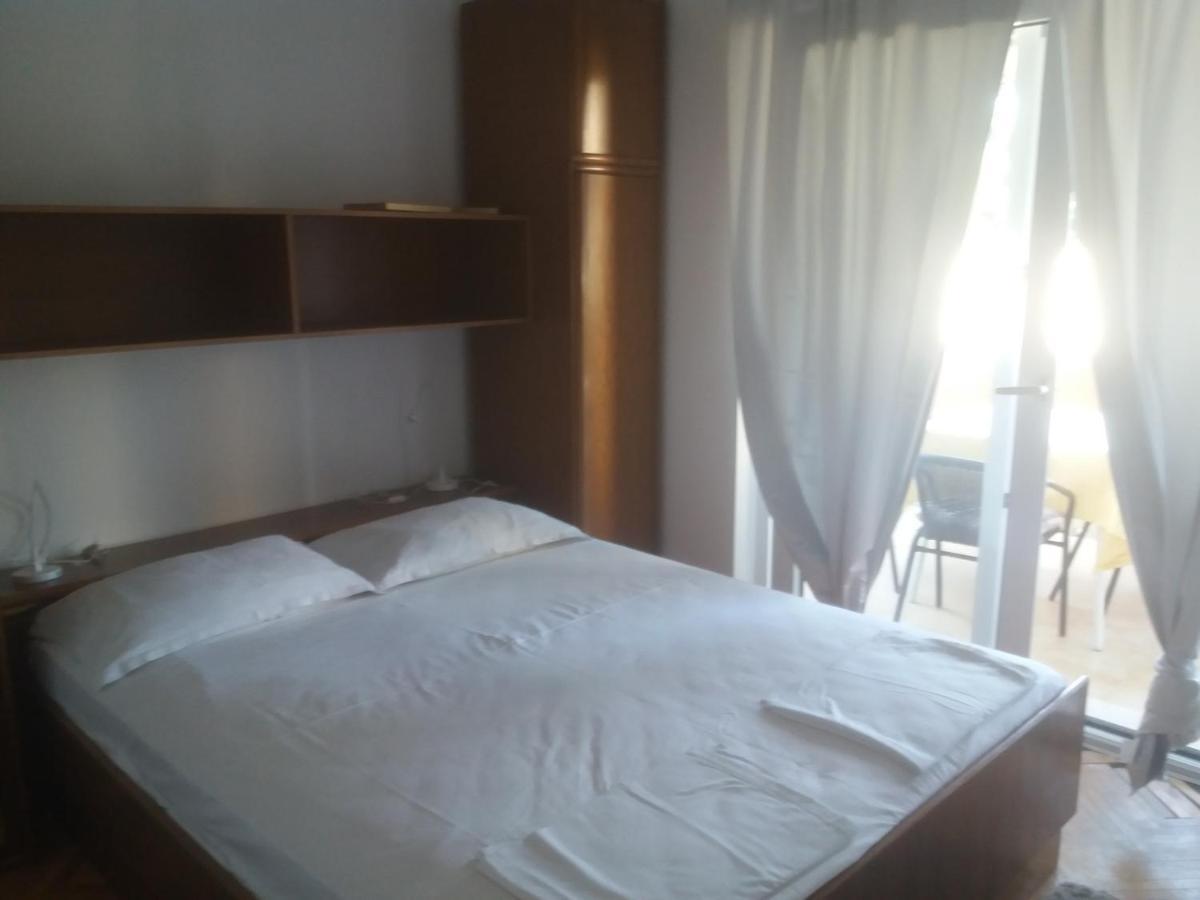 Apartments By The Sea Podgora, Makarska - 2615 Buitenkant foto