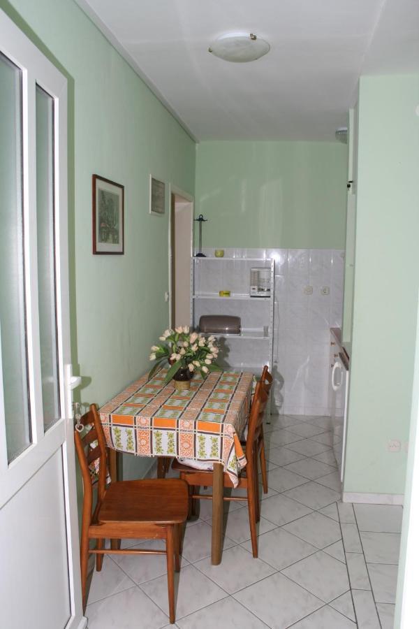 Apartments By The Sea Podgora, Makarska - 2615 Buitenkant foto