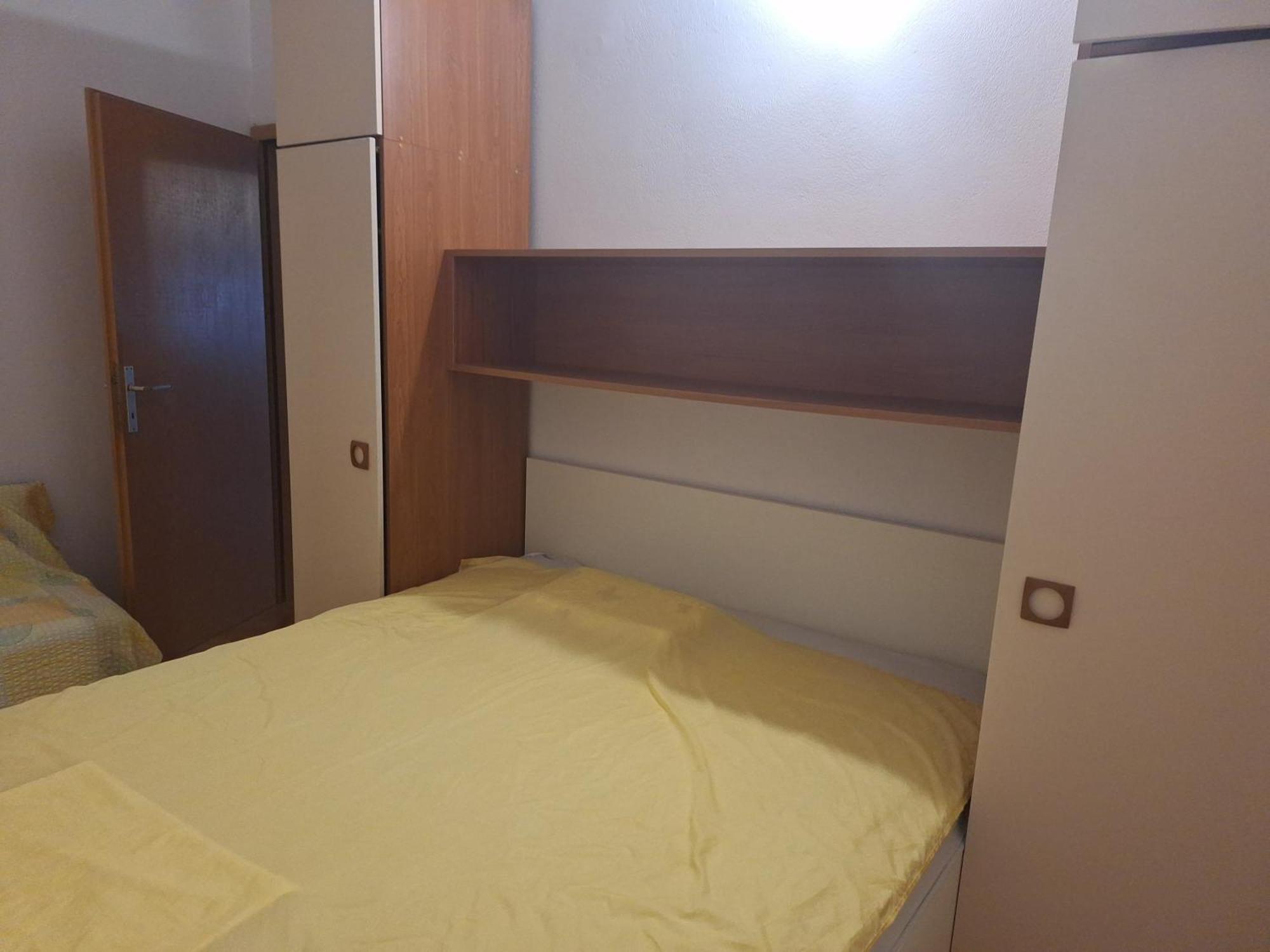 Apartments By The Sea Podgora, Makarska - 2615 Buitenkant foto